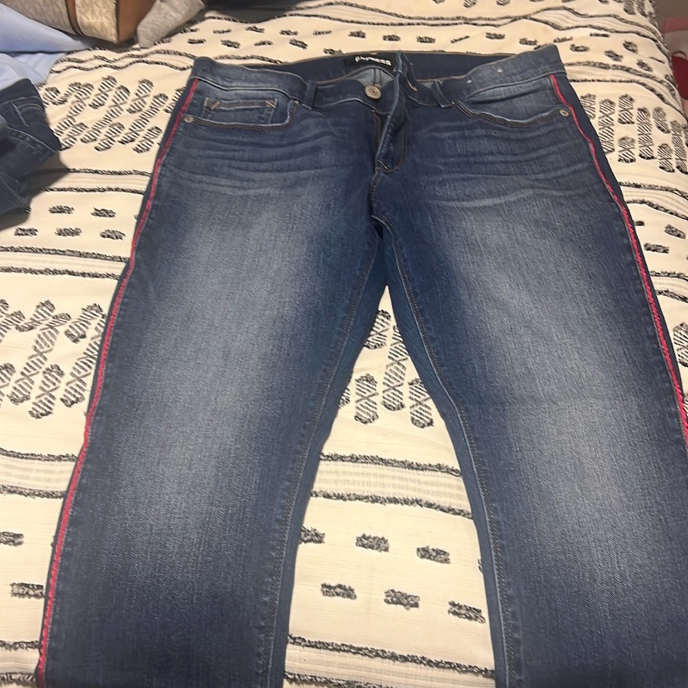 Express jeans size 10 regular ankle mid rise excellent condition
